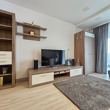 Central District Cuza 99 Apartment Бухарест Екстер'єр фото