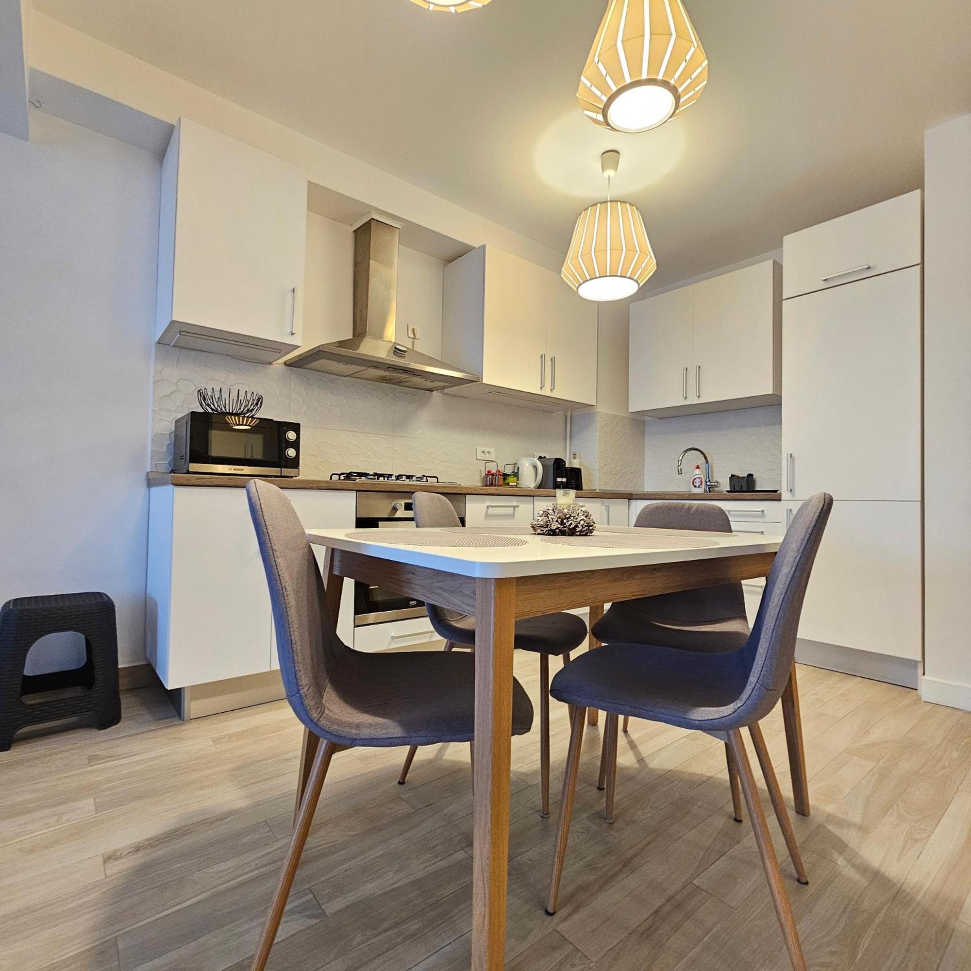 Central District Cuza 99 Apartment Бухарест Екстер'єр фото
